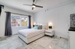 Best location by the Beach ! Free WiFi - TV - All amenities 103
